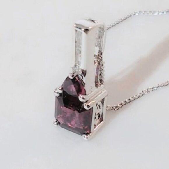 Rhodolite Garnet 1.4 Carats Pendant Necklace Sterling Silver - Picture 2 of 6